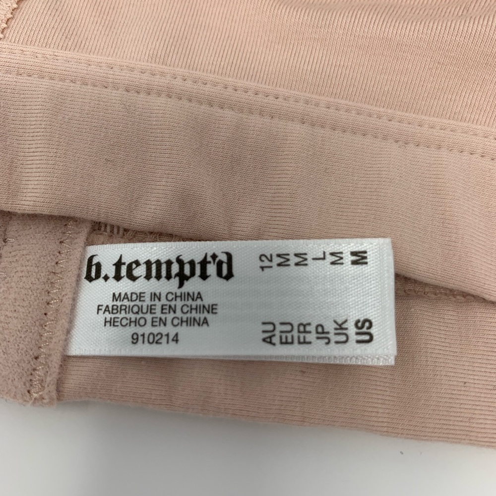 Innocence Bralette B.TEMPT'D BY WACOAL NWOT - Picture 2 of 8